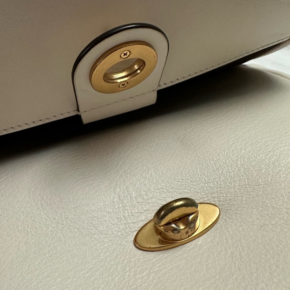 Pre-Owned Marc By Marc Jacobs (70% New) - image 2